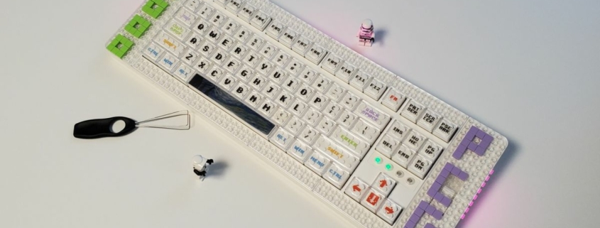 MelGeek Pixel gaming keyboard