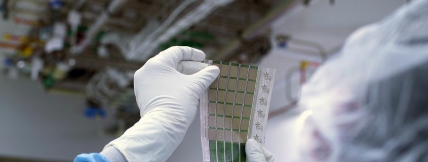 These super-thin flexible solar cells turn fabrics into solar panels