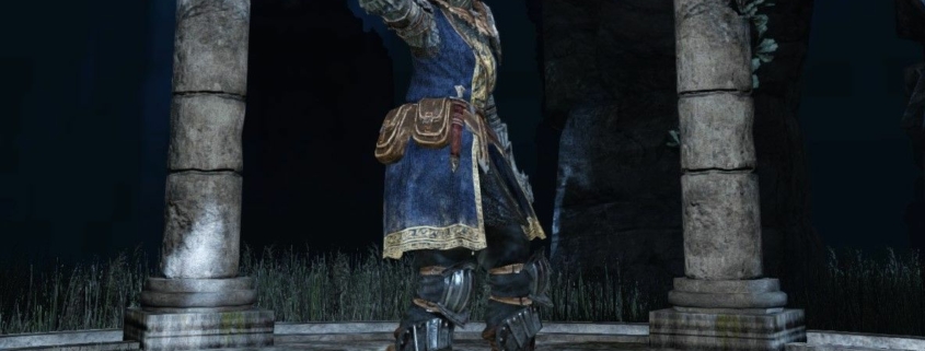 An Elite Knight waving toward the camera.