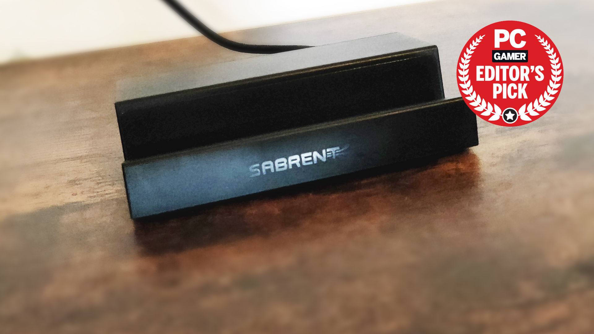 The Sabrent 6-Port Steam Deck dock front on.