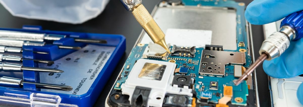 Repairing and upgrade Samsung mobile phone, electronic, computer hardware and technology concept.