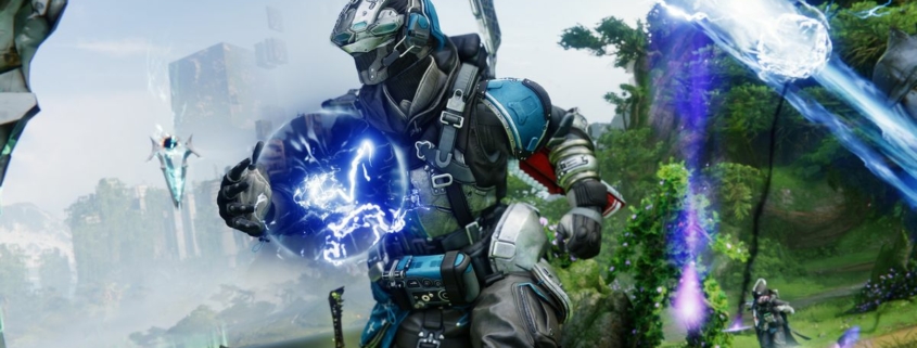 A Titan carrying an orb.